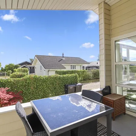 Holiday home Emmik - 150m From The Sea In Se Jutland By Interhome Borkop